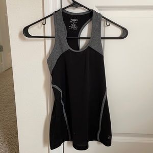 Workout tank top